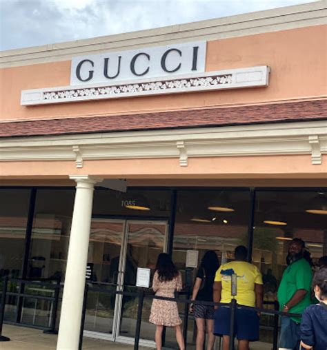 gucci outlet n georgia photos